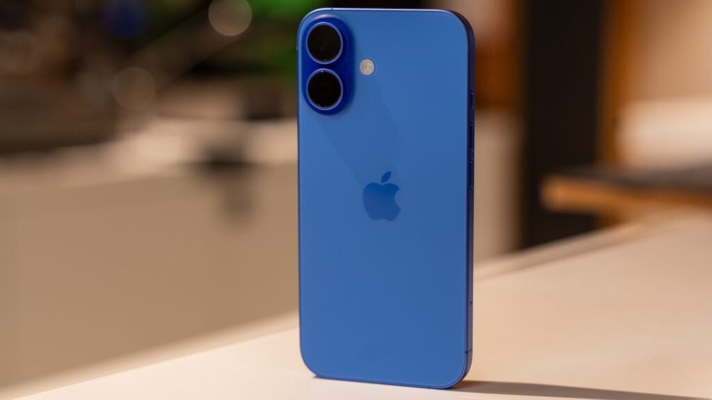 Apple iPhone 16