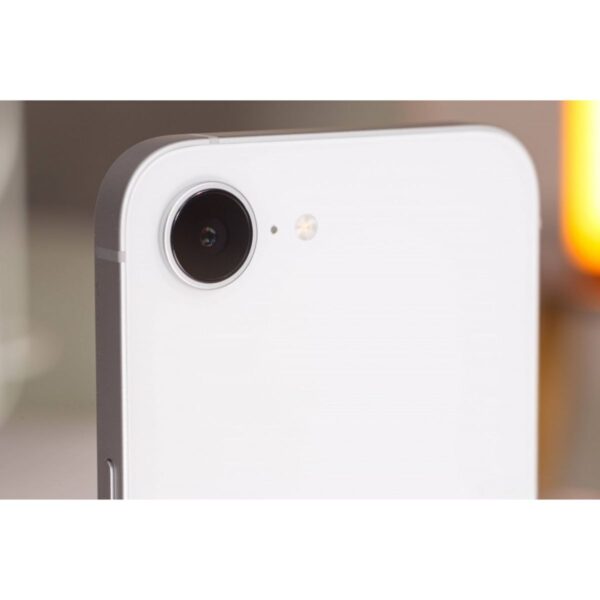 Apple iPhone 16e
